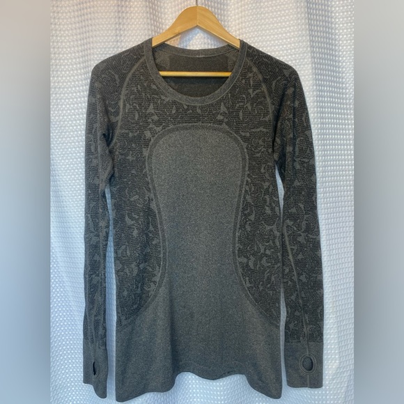 Lululemon Run Swiftly size 8 - Picture 1 of 3
